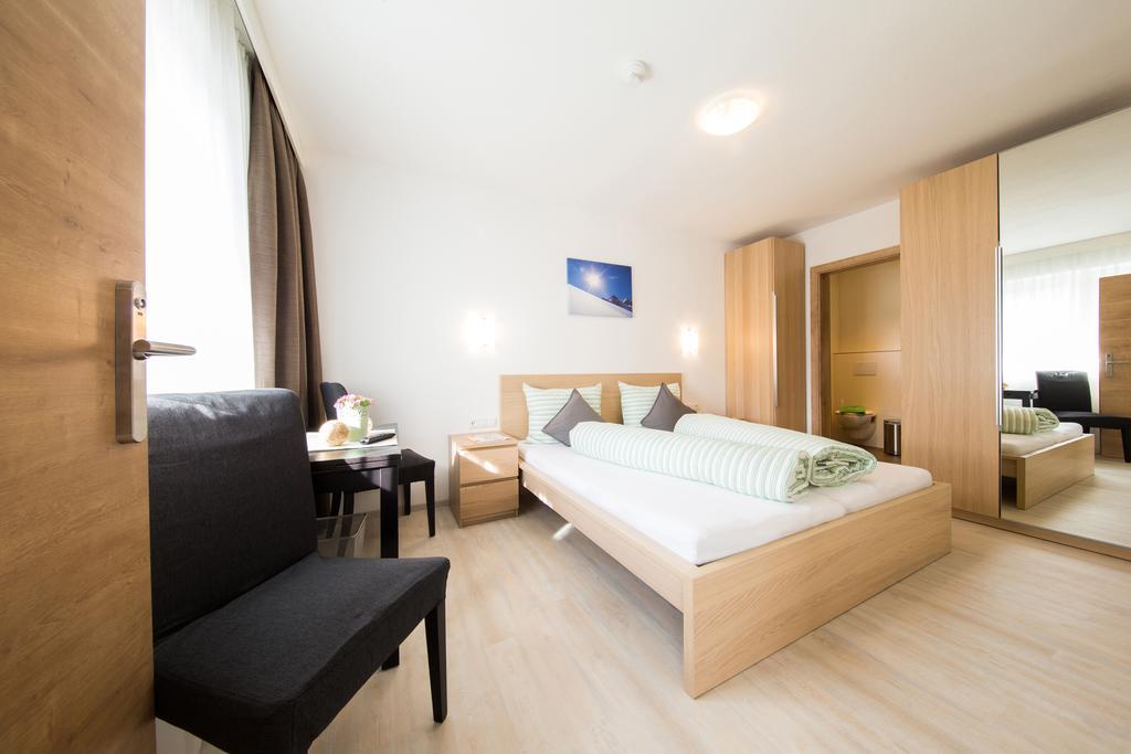 ゼルデンHaus Luigiアパートメント 部屋 写真